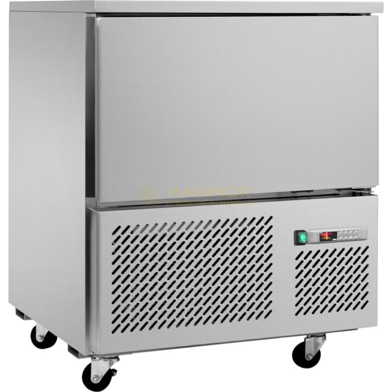 Abbattitori per gastronomia Abbattitori per gastronomia capacità 5 x GN1/1 o 5 x EN 60x40 capacità refrigerante 20 kg / +3 °C 15 kg / -18 °C @ +90 °C
