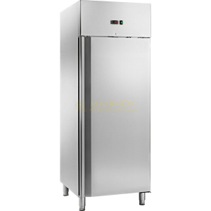 Armadi refrigerati ventilati capacità Abbattitori per gastronomia capacità 10 x GN1/1 or 10 x EN 60x40 capacità refrigerante 40 kg / +3 °C 28 kg / -18 °C @ +90 °C