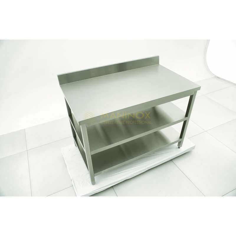 MAN04802 Tavolo in acciaio inox con alzatina e 2 ripiani sottostanti