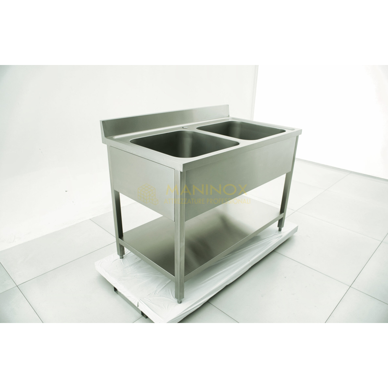 Lavello doppia vasca in acciaio inox Lavello doppia vasca in acciaio inox 120x70x85h